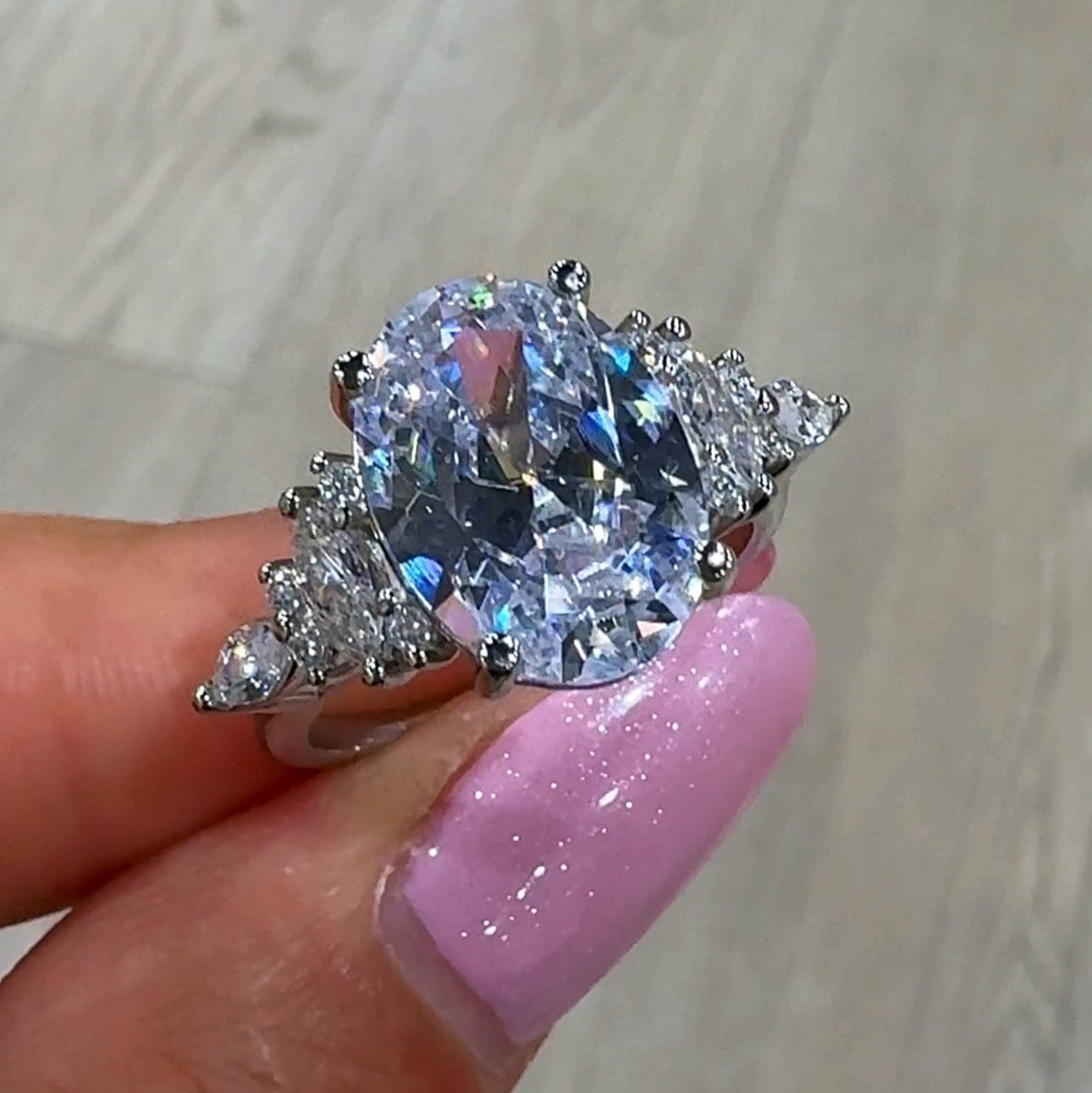 Cisne Eterno – Anillo de Plata de Primera Ley Inspirado en la Elegancia del Cisne - ELEGANT