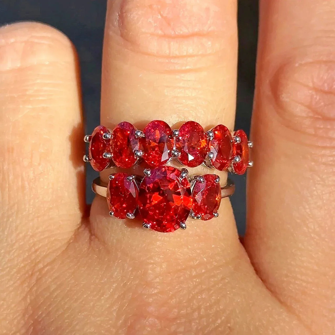Conjunto de Anillos en Color Rojo Vivo - ELEGANT