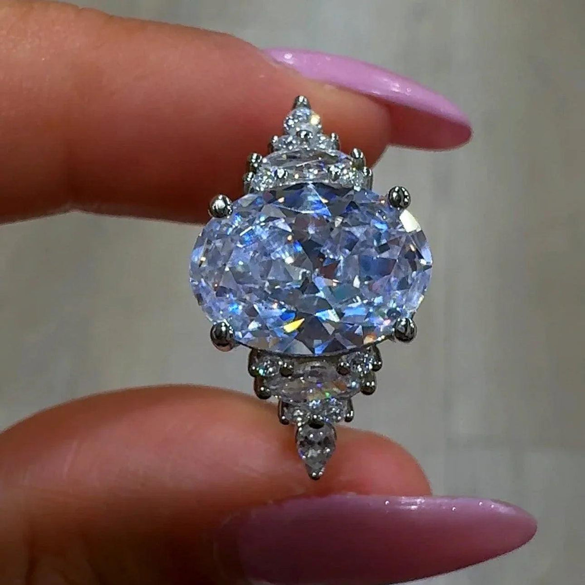 Cisne Eterno – Anillo de Plata de Primera Ley Inspirado en la Elegancia del Cisne - ELEGANT