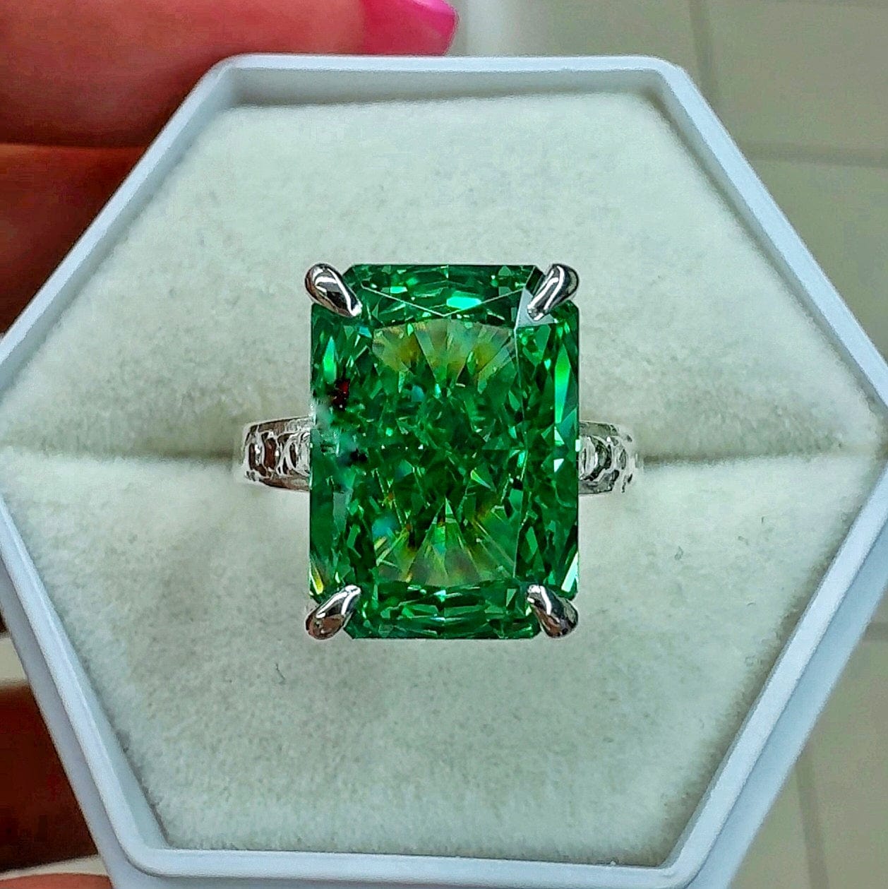 Corte de Hielo Triturado en Color Verde - ELEGANT