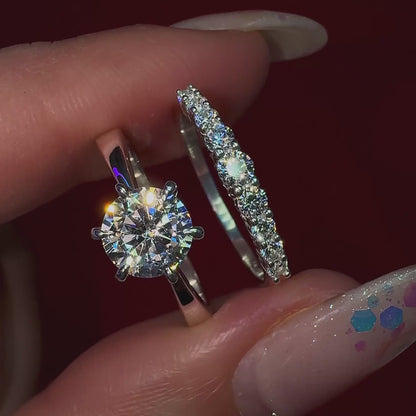 The sparkle of fine jewelry that's noticeable on your hand