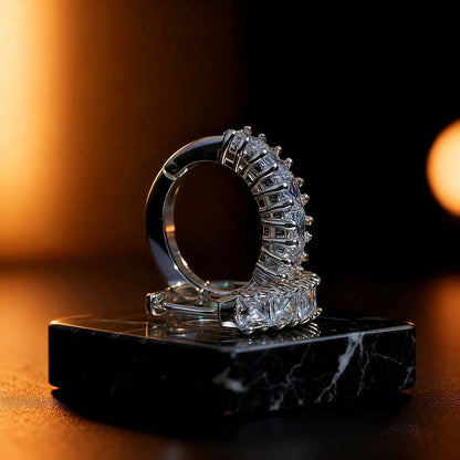 Pendientes de plata de Primera Ley bañados en Platino - ELEGANT